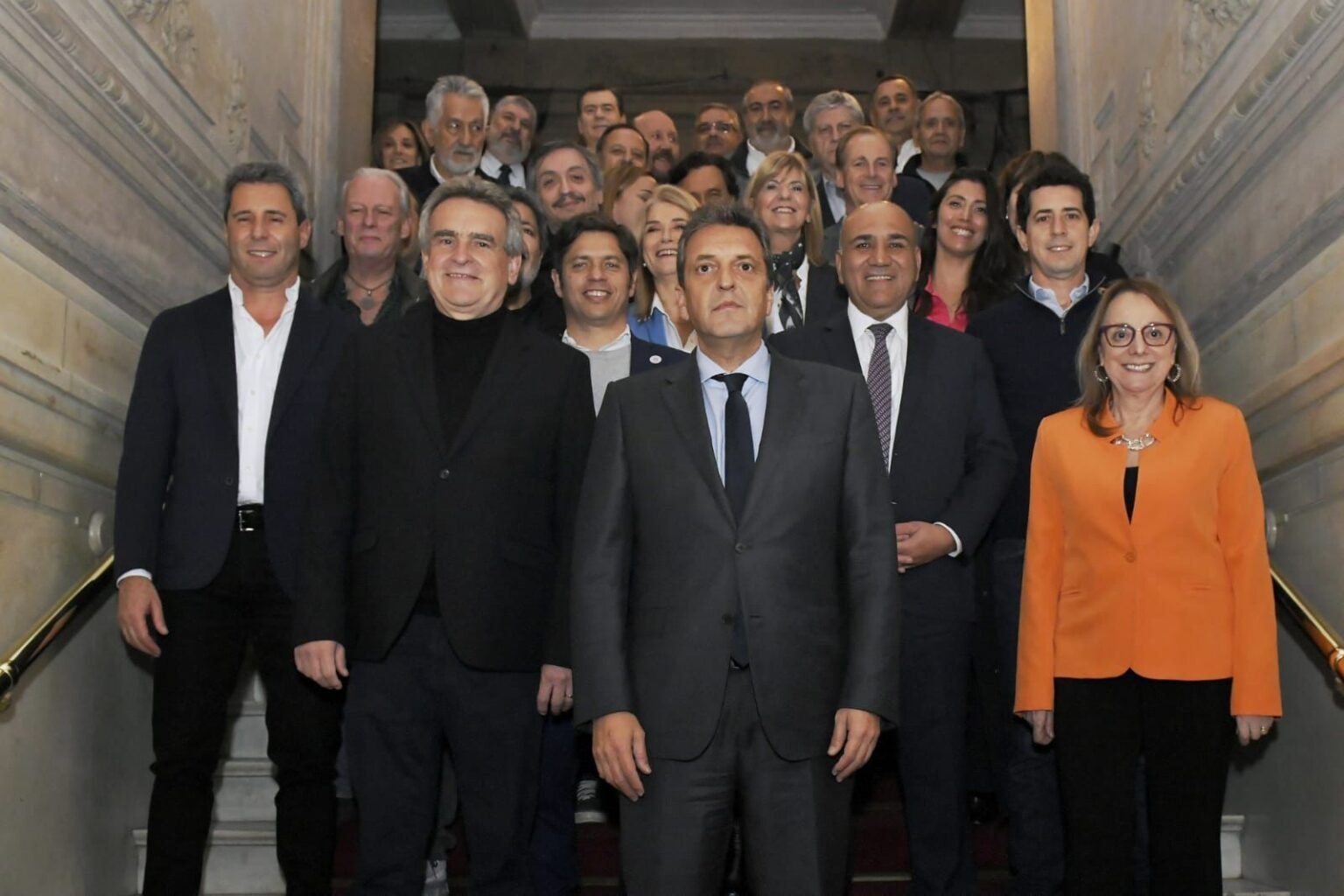 Massa se reunirá con gobernadores del PJ para definir la estrategia de cara al balotaje massa y gobernadores