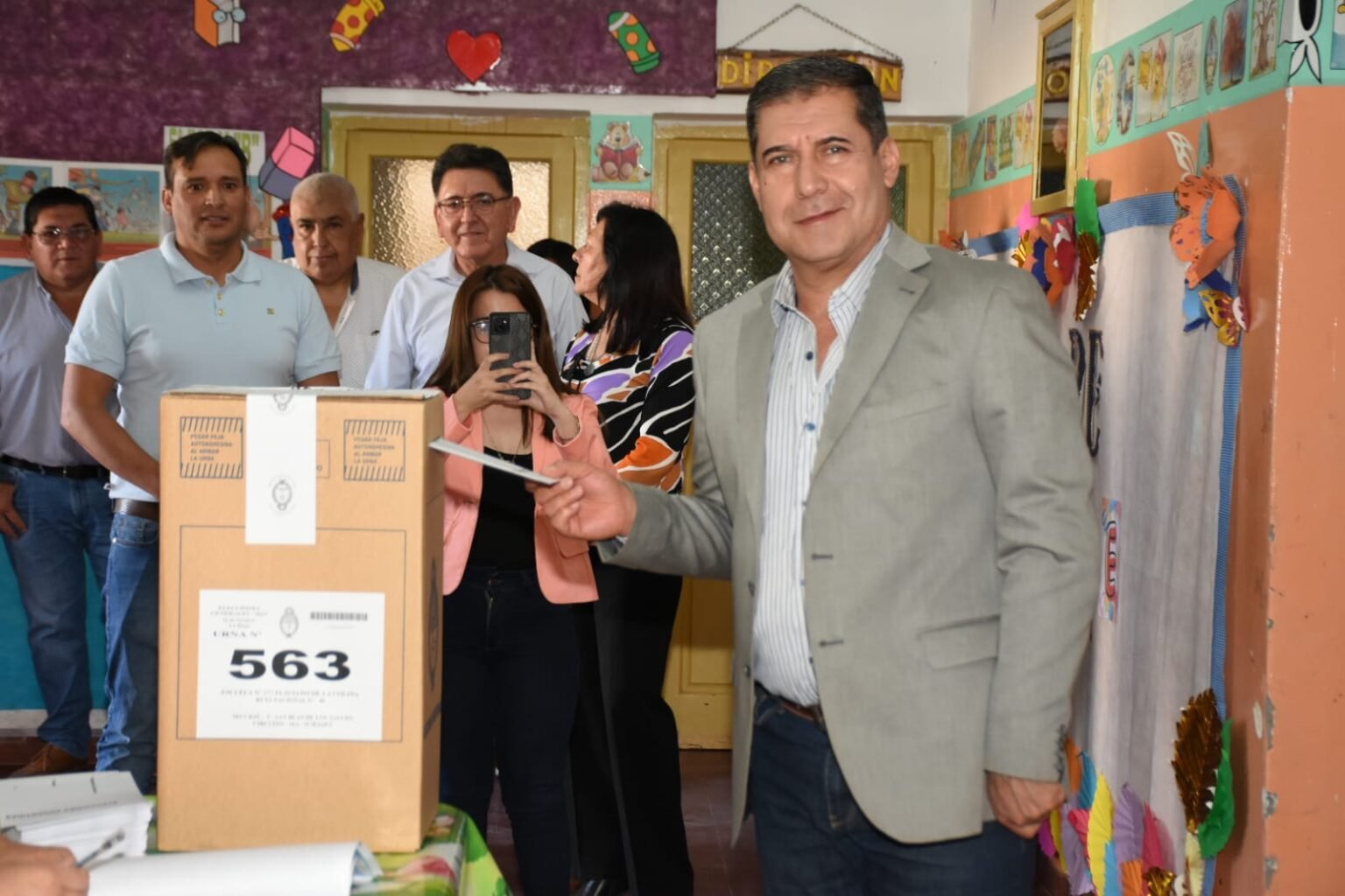 sergio casas votando