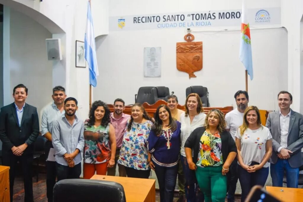 397574561 750435107122806 5776086758610169423 n