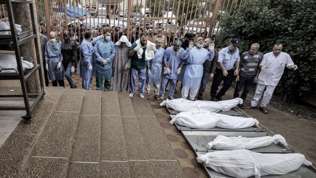 Gaza: enterraron a 179 personas en una fosa común 6553599d6c344 1200