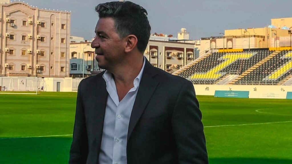 Marcelo Gallardo dirigió su primer entrenamiento como DT de Al-Ittihad 655bb6fccdef5 1200