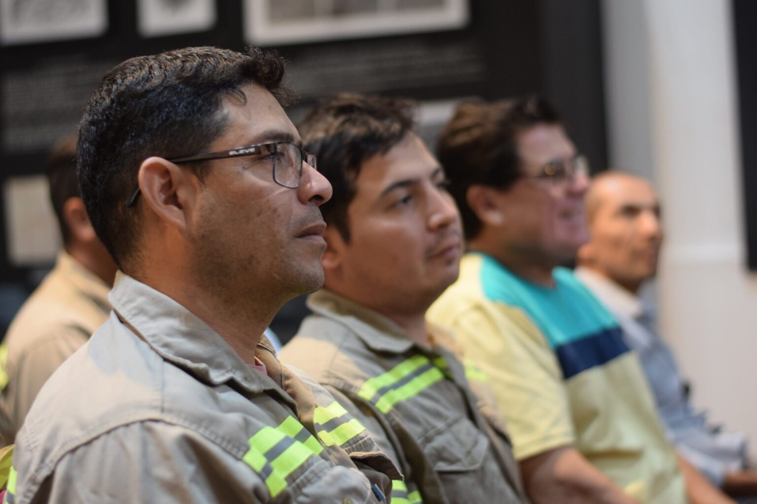 Fiscalía capacitó en perspectiva de género al personal de EDELAR DSC 0769 scaled 1