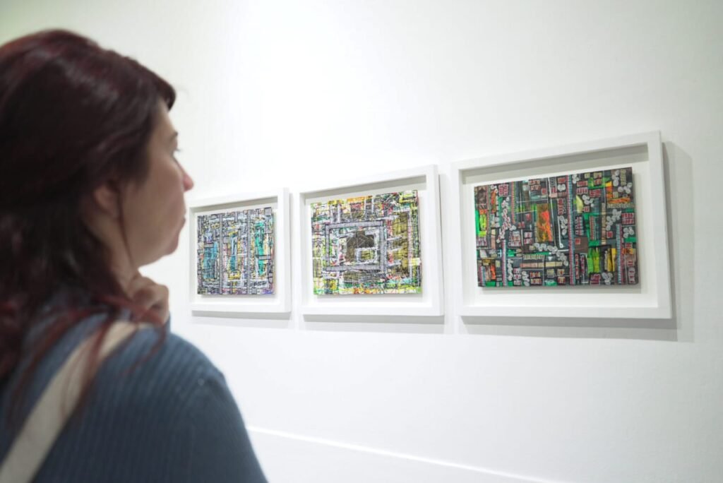 El programa Fronteras Abiertas culmina su ciclo de exposiciones presentando “Última Parada” IMG 20231104 WA0020