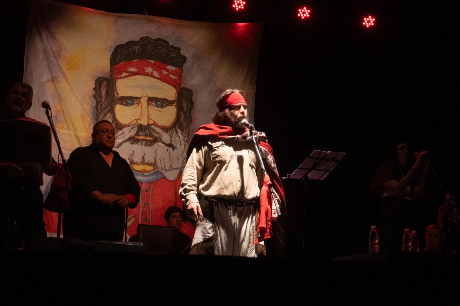 Concretaron la reapertura del teatro Víctor María Cáceres con la obra Padrecito de los Pobres IMG 20231111 WA0020