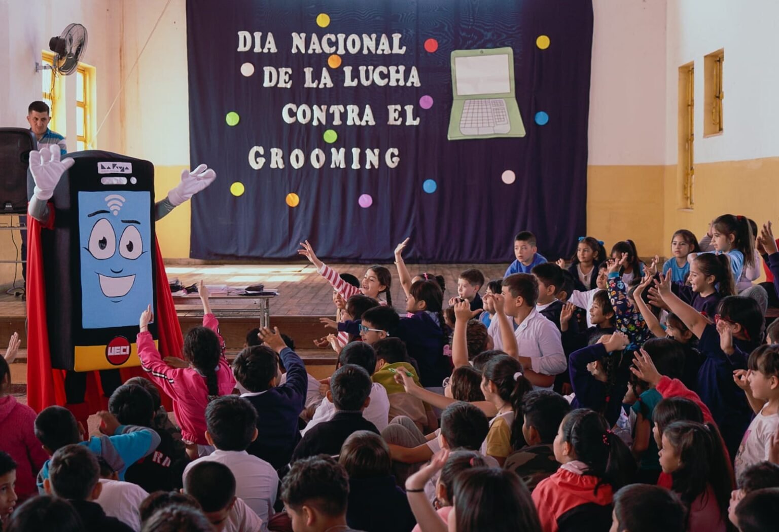 Realizaron jornada de sensibilización sobre el Grooming IMG 20231113 WA0033