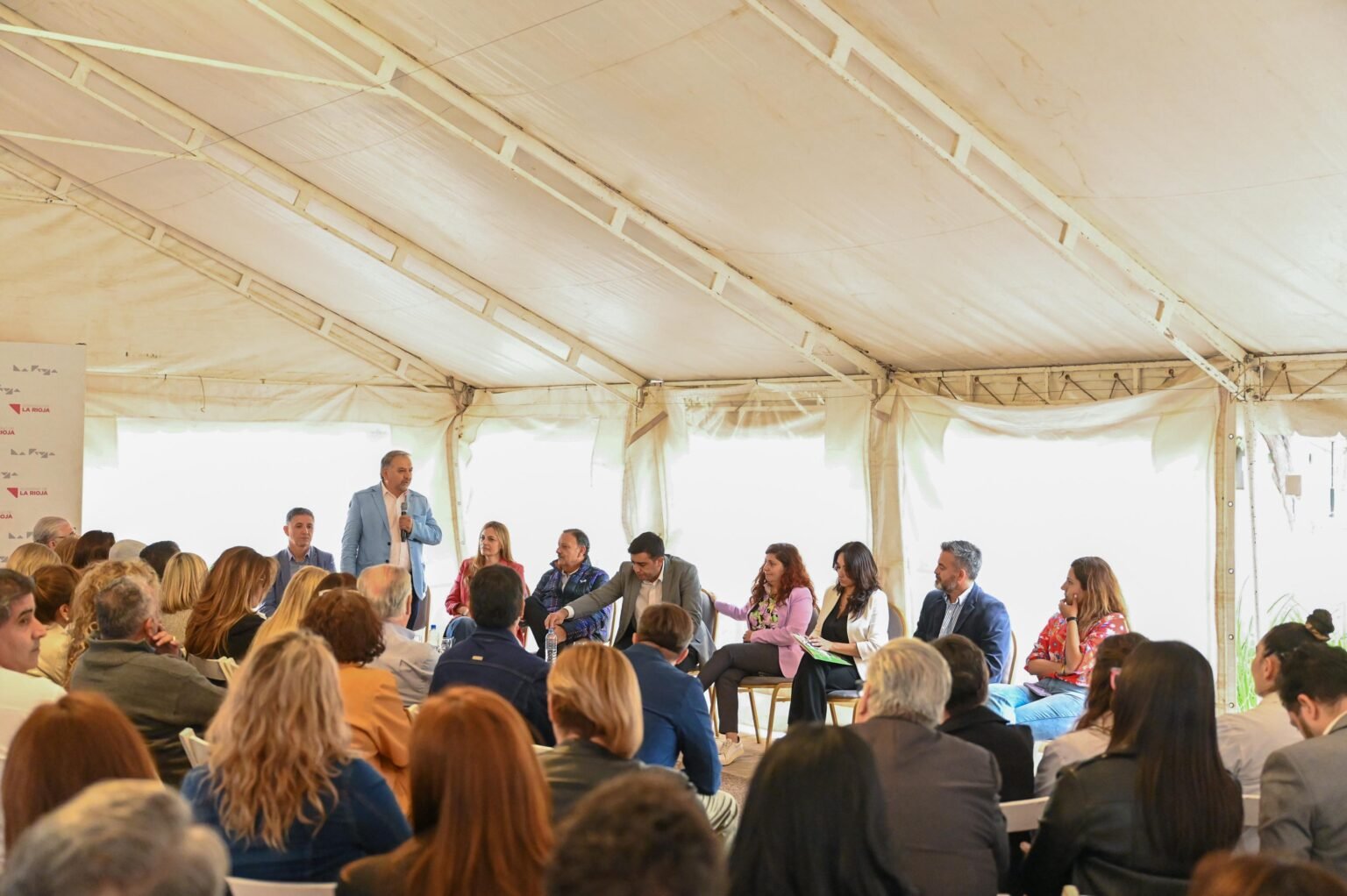 Oscar Villalba: “Hay que defender los valores y los derechos que se ven en riesgo con la propuesta de LLA” WhatsApp Image 2023 11 01 at 8.34.32 PM