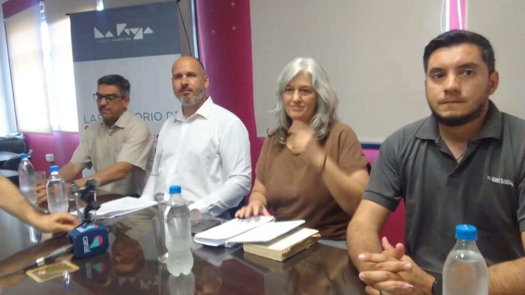 SENASA levantó el bloqueo de la Laguna Brava tras descartar Gripe Aviar 1 WhatsApp Image 2023 11 10 at 10.42.07 AM 1