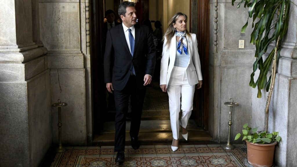 Córdoba: detuvieron a un hombre por las amenazas de muerte a Massa y a su familia familia massa