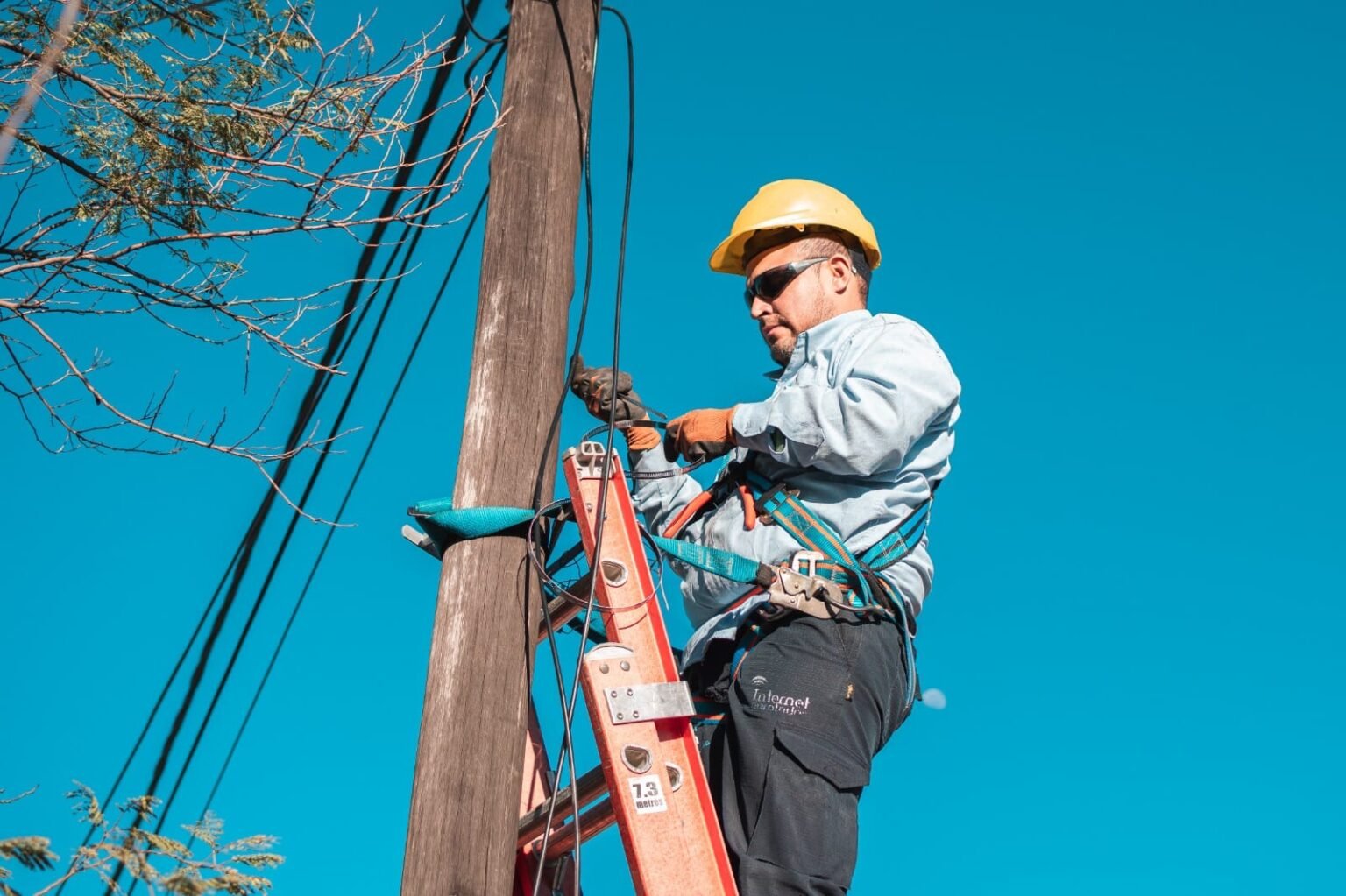 Ulapes se suma a la lista de localidades con fibra óptica 407664746 746056607565410 1594298052222105185 n