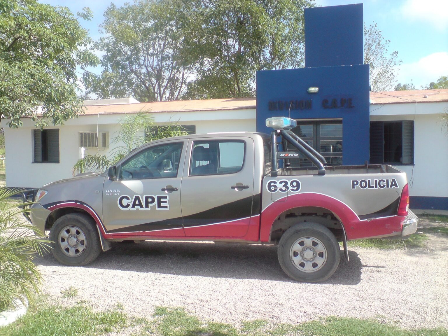 Padre e hijos fueron rescatados del Cerro el Morro 62494750 118530479380575 8811499203042738176 n