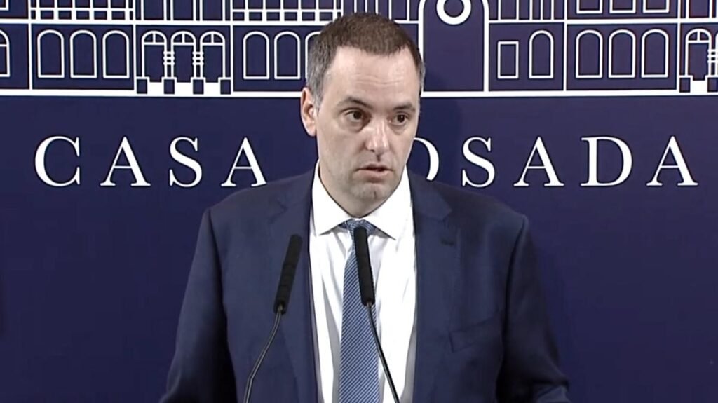 Caputo hará los primeros anuncios económicos el martes 6576ee6fa1f30 1200