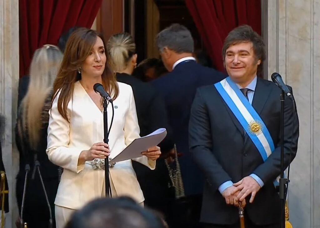 Con su jura ante la Asamblea Legislativa, Javier Milei es el nuevo Presidente de la Nación milei presidente