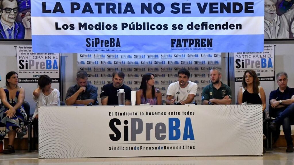 Sindicatos y otras entidades presentaron una multisectorial y acciones contra el decretazo sipreba