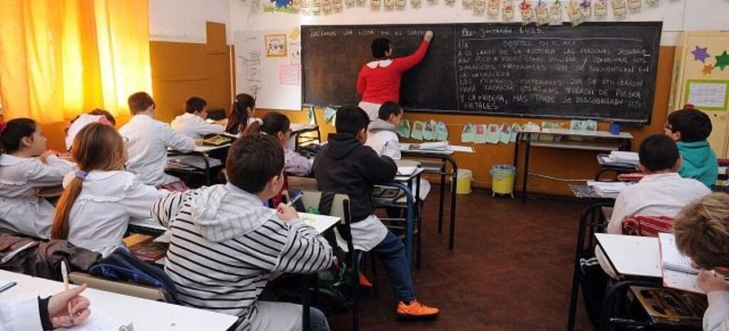 428711160 918048266988378 2039646260931277199 n