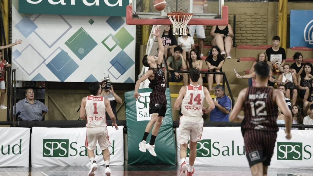 Básquet: San Martín se quedó con el clásico correntino ante Regatas 65cc9e715ce34 1200