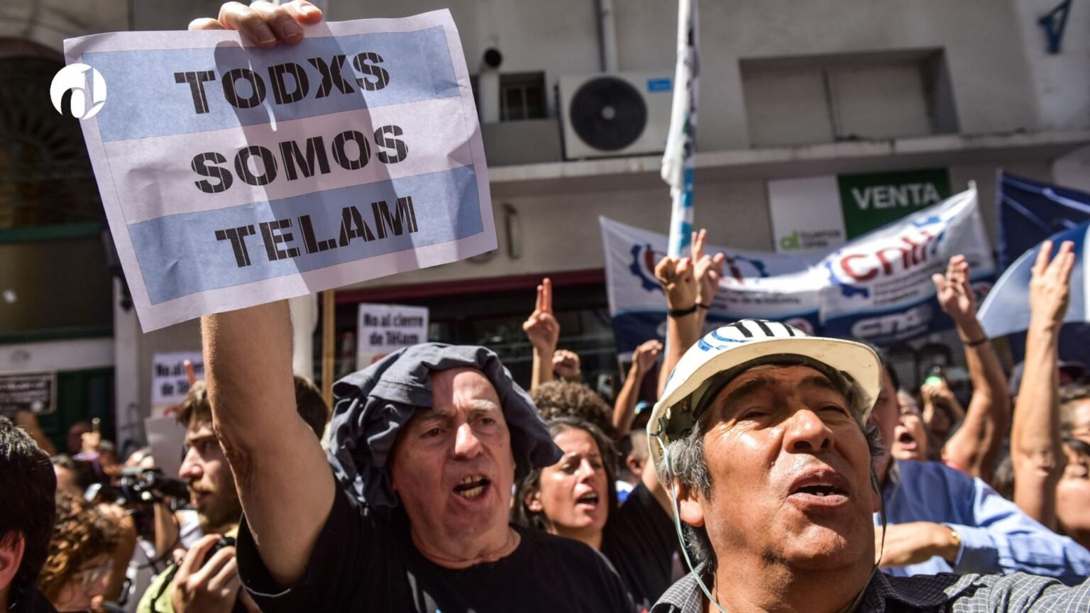 Cierre de Télam: vallado, licencias y suspensión de la web 430721314 733935652194499 2016041936825135049 n