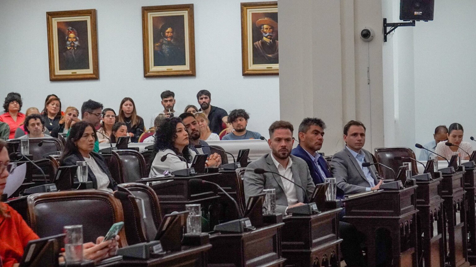 Sesiona el Concejo Deliberante y analiza la regulación de UBER en La Rioja concejo deliberante