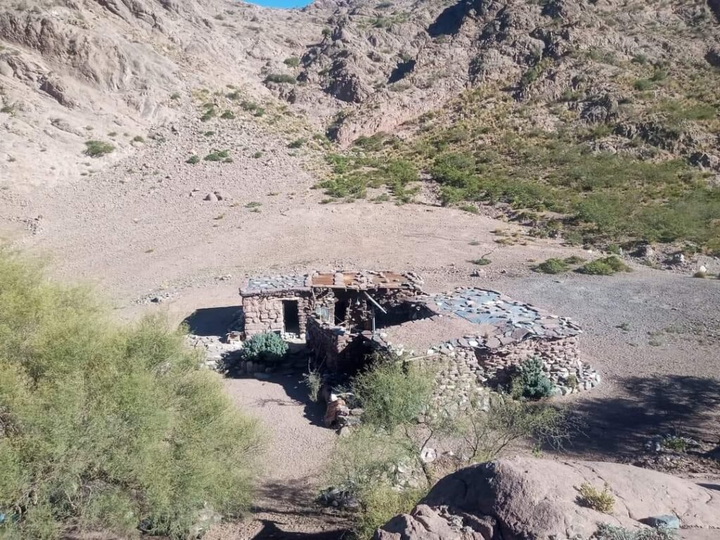 El Gobierno Provincial lleva soluciones de agua y energía a pobladores del interior profundo 435139845 906935301440025 5813523213532329255 n