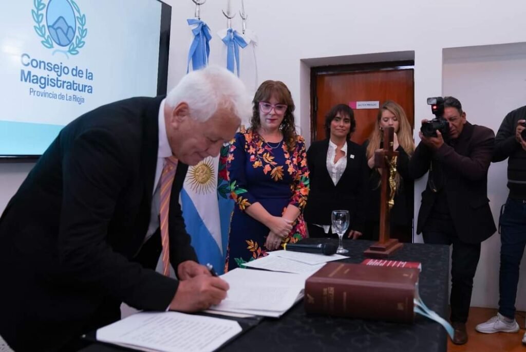 Juraron nuevos consejeros de la Magistratura por el estamento legislativo FB IMG 1713436210305