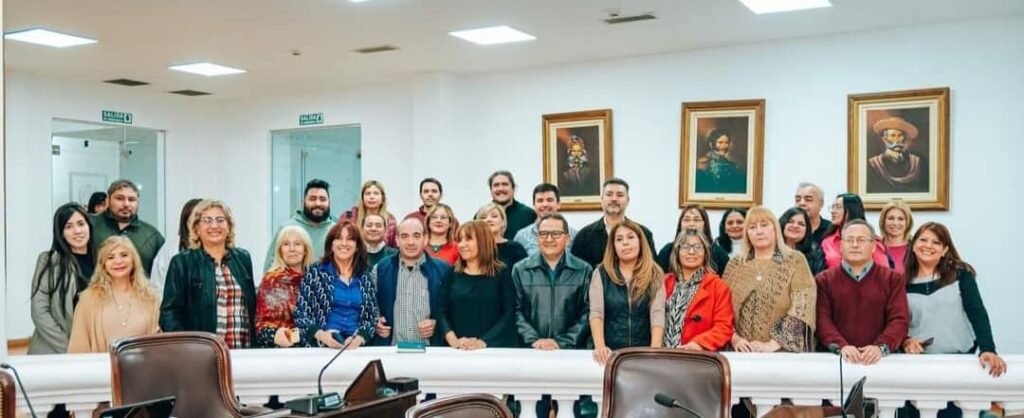 Dirigentes del SELaR se reunieron con Convencionales Constituyentes selar