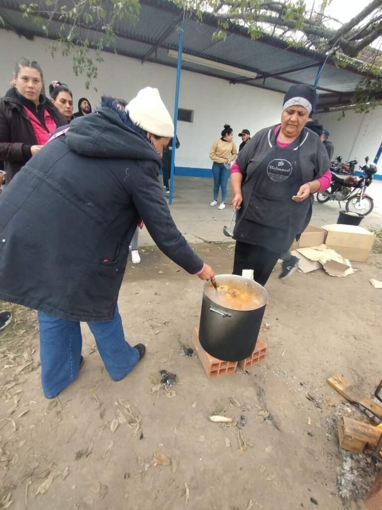 445428390 998255062307479 4061984435804034688 n