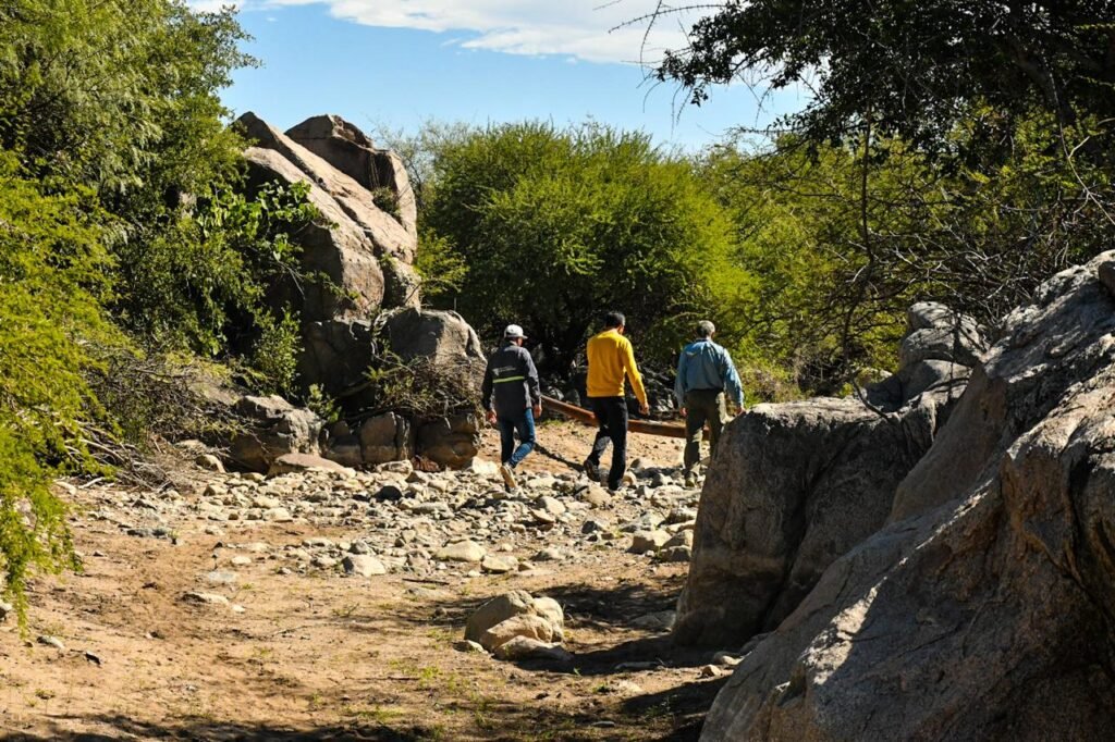 Advierten importante disminución de la corriente de agua en una toma en Ángel Vicente Peñaloza IMG 20240504 WA0015