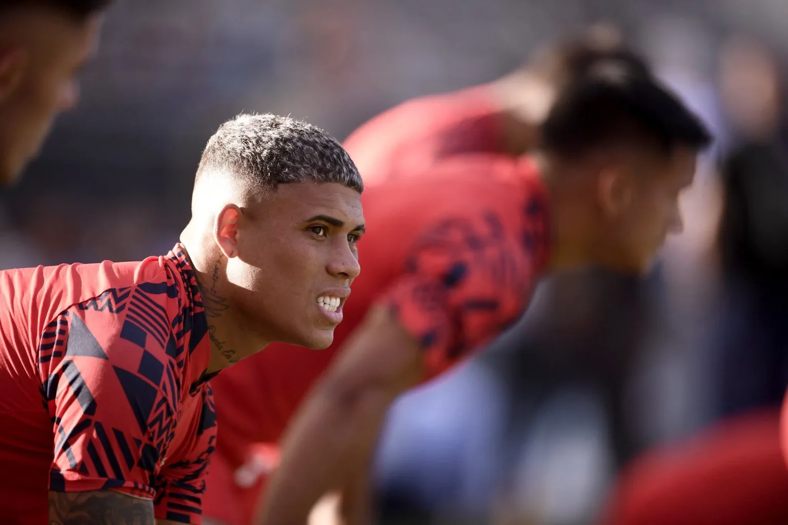 multimedia.grande.891bf4144afb5935.QXlydG9uLUNvc3RhLWUxNjk1MDEzMjc0MzQ2X2dyYW5kZS53ZWJw