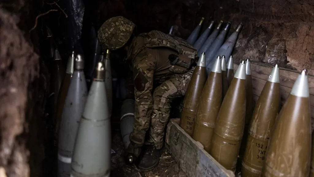 multimedia.normal.b153a90bc4bb9af6.U29sZGFkbyB1Y3Jhbmlhbm8gcHJlcGFyYSBwcm95ZWNfbm9ybWFsLndlYnA