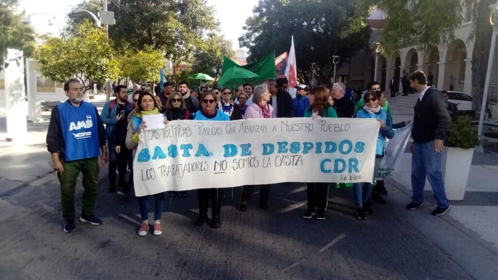 Organizaciones sociales y políticas plantan bandera contra la Ley Bases en La Rioja WhatsApp Image 2024 06 12 at 11.02.28 AM