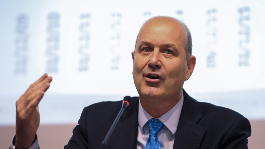 El Gobierno cambia el sistema de compras para atender emergencias federico sturzeneggerjpg