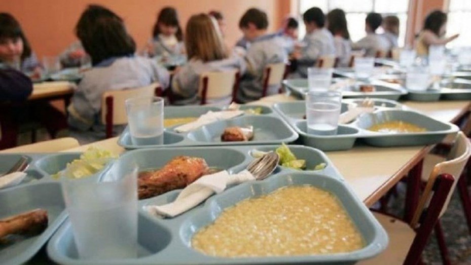 Pediatras de todo el país publicaron una carta abierta al Gobierno: «No al hambre de las niñeces» comedor escolar