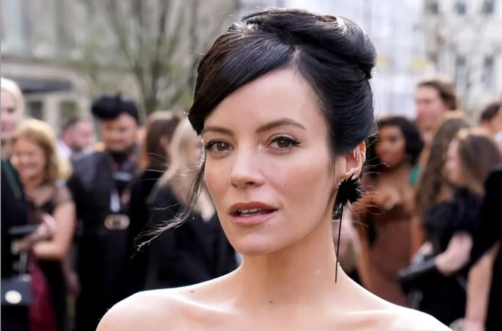 Lily Allen se une a OnlyFans multimedia.normal.83b8594a87f17e4d.TGlseSBBbGxlbiAwMy0wNy0yMDI0IDE3LjA2X25vcm1hbC53ZWJw