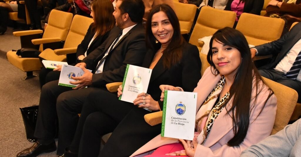 El TSJ tomó juramento de la nueva constitución a las y los jueces de la provincia 456507355 816390793882611 6671354154867725112 n
