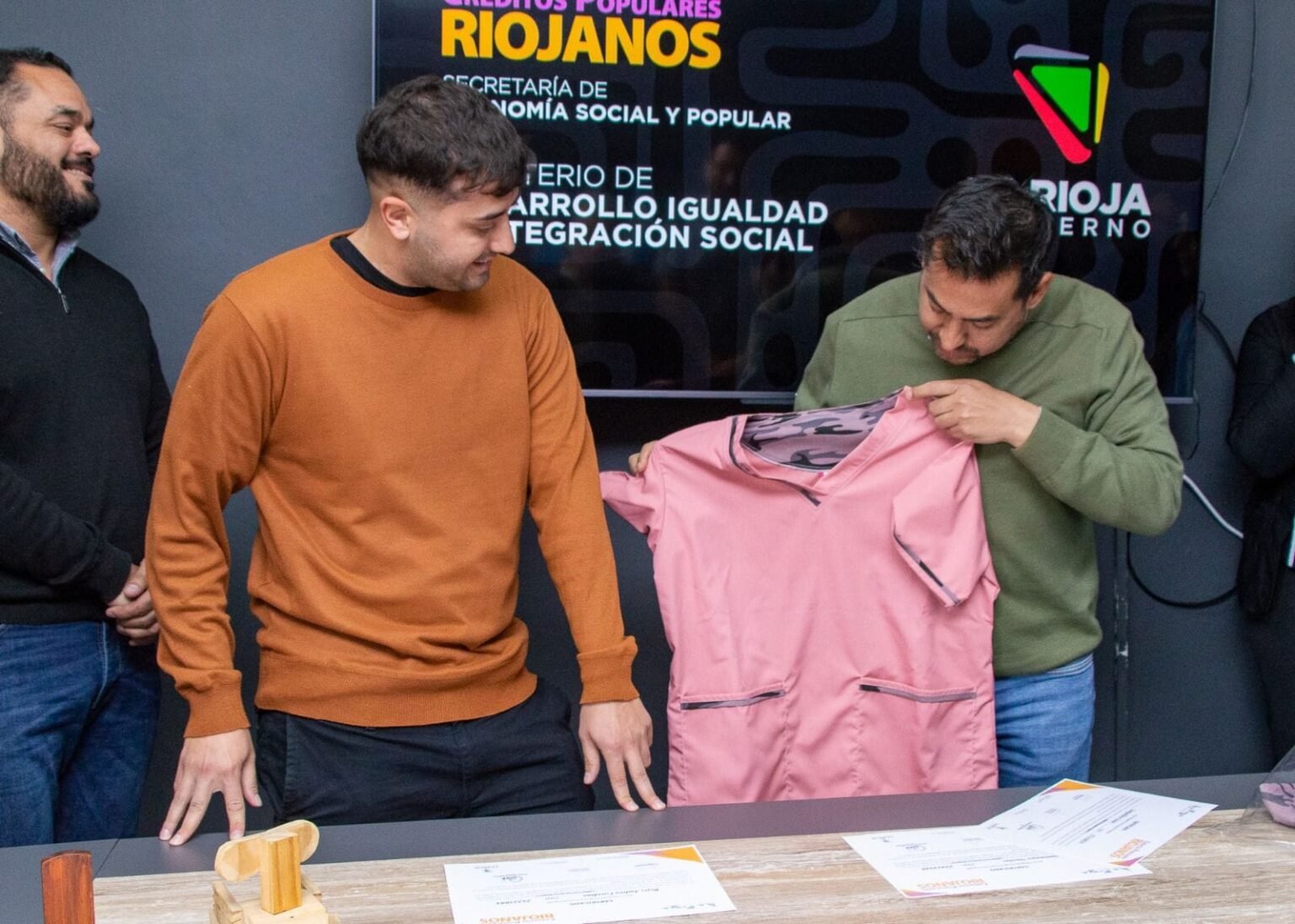 Entregaron Créditos Populares Riojanos a emprendedores 457378189 1055185713274632 1561418097579730065 n