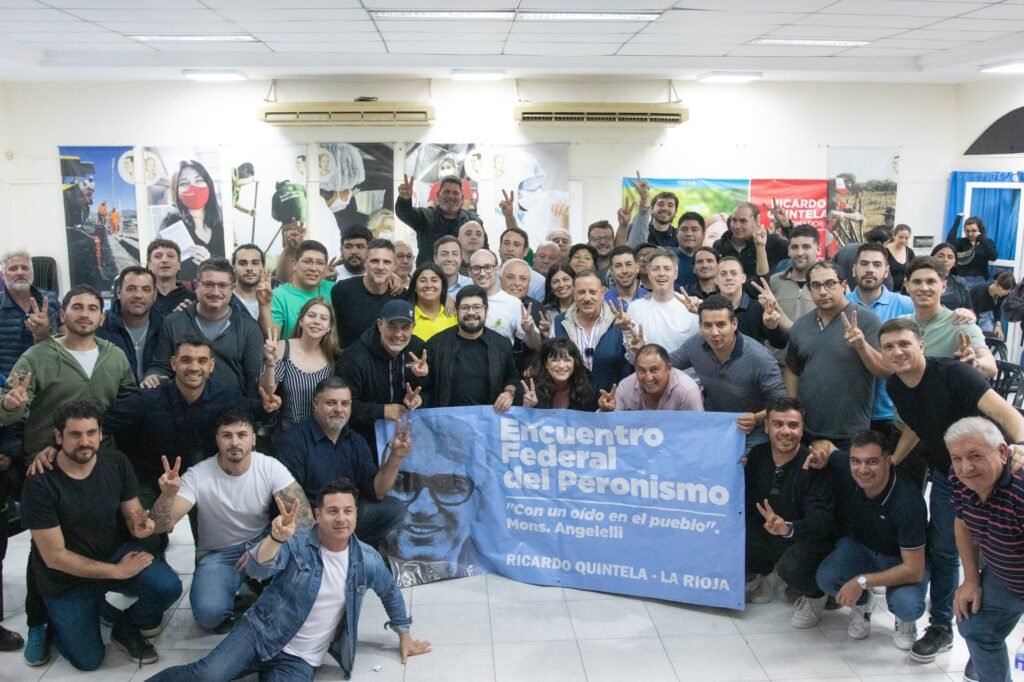 Ricardo Quintela: “El peronismo es un gigante que está dormido y hay que despertarlo y ponerlo de pie” 1 encuentro peronismo
