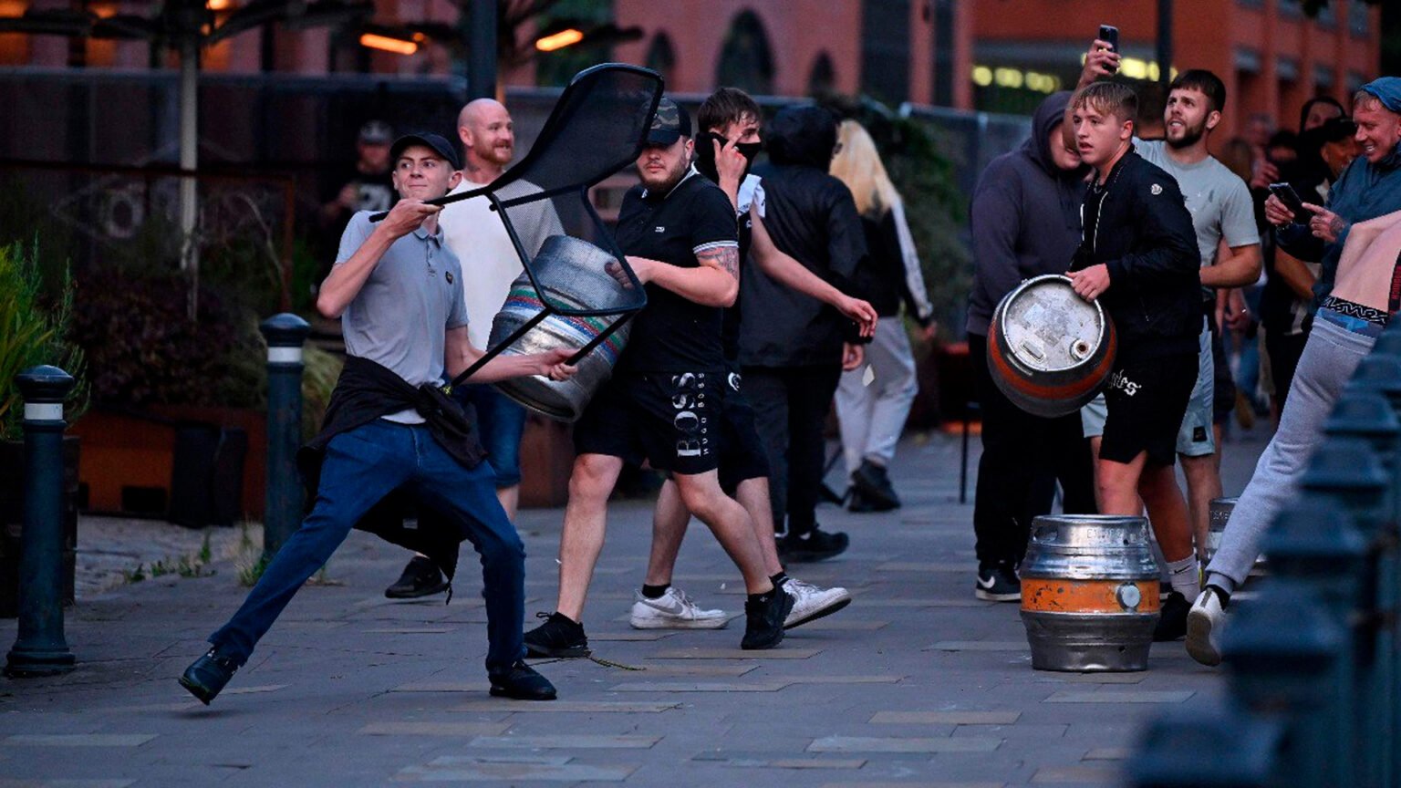 reino unido protestas
