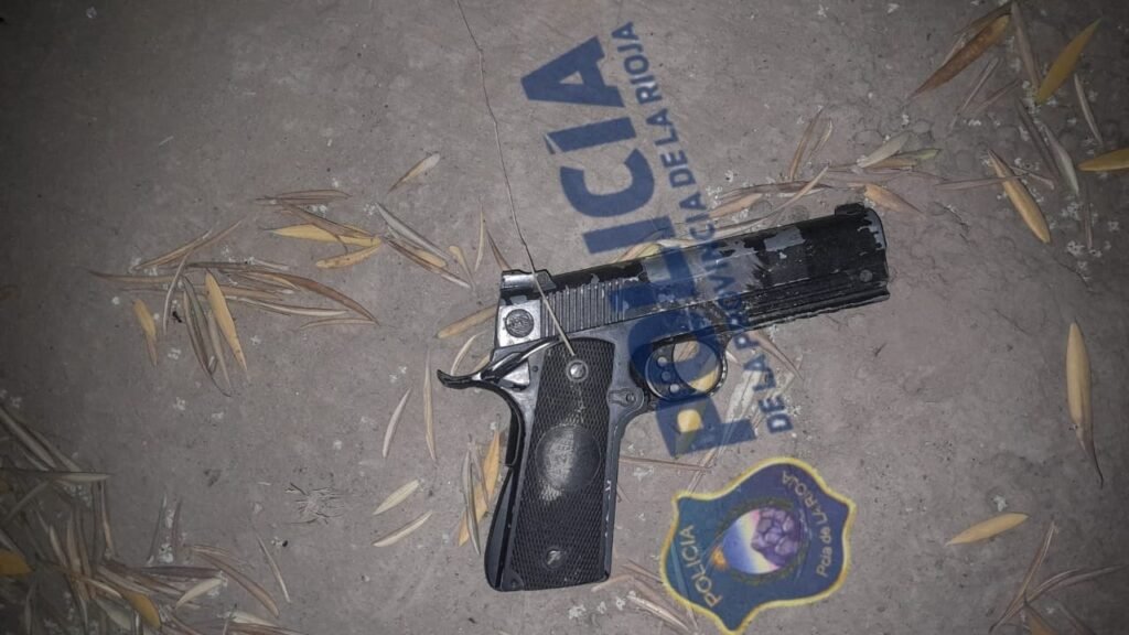 Desbaratan banda de arrebatadores que asaltaron con un arma de juguete Vicky pistola