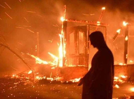 La imagen de una Virgen quedó intacta en medio del incendio en Córdoba WhatsApp Image 2024 09 24 at 12.15.00 PM