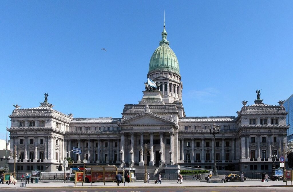 El Gobierno envió la Ley Hojarasca al Congreso: plantea la derogación de unas 70 leyes 1200px Congreso Nacional Buenos Aires