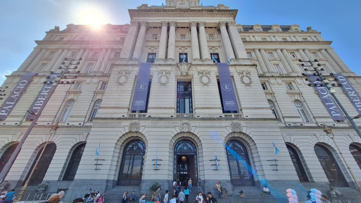 El Gobierno festeja el cambio de nombre del CCK: cómo será el evento que contará con un discurso de Javier Milei 20241012 092917