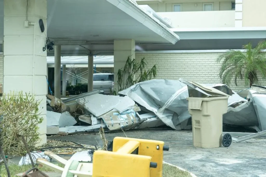 Biden recorrió las zonas devastadas por el huracán Milton florida