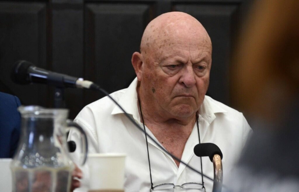 Fiscal y querella piden condena para el abuelo que mató a su nieto verna