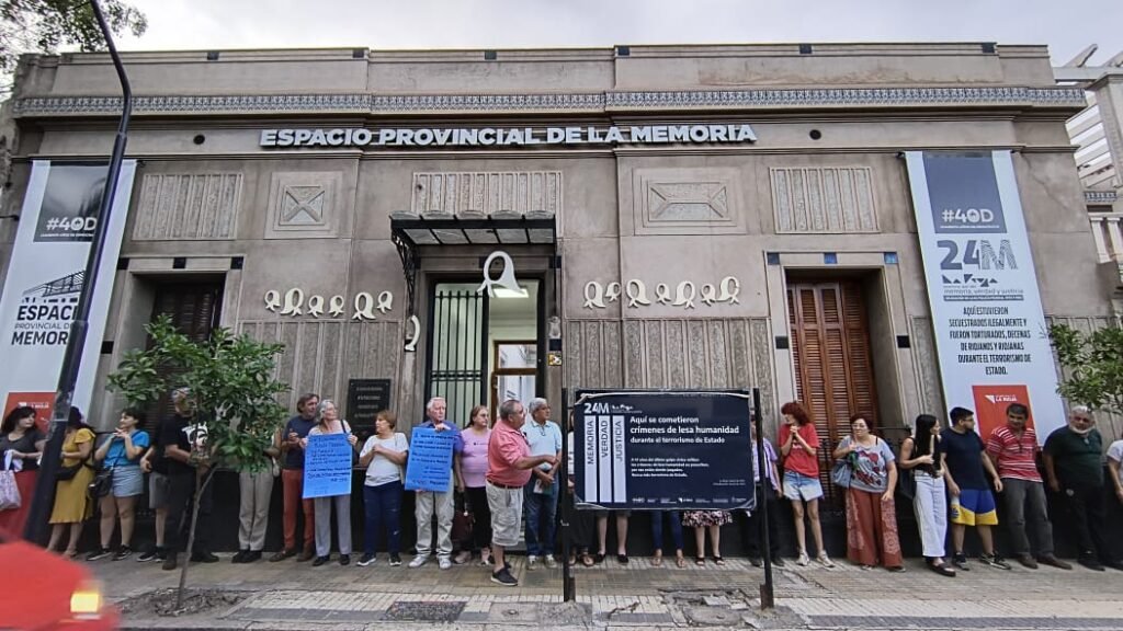 La Rioja se sumó al abrazo simbólico a la ex Esma IMG 20241229 WA0019