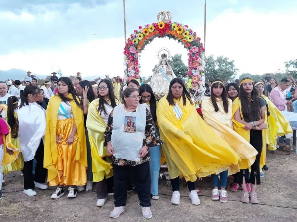 La feligresía riojana celebró las fiestas patronales de la Virgen de Andacollo virgen de andacollo