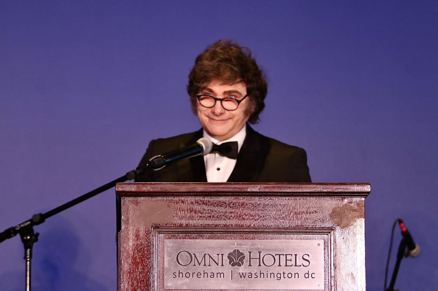 WhatsApp Image 2025 01 19 at 12.00.52 AM