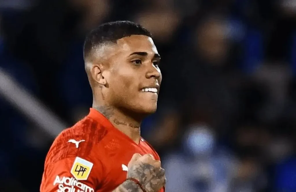 Ayrton Costa refuerza la defensa de Boca ayrton costa