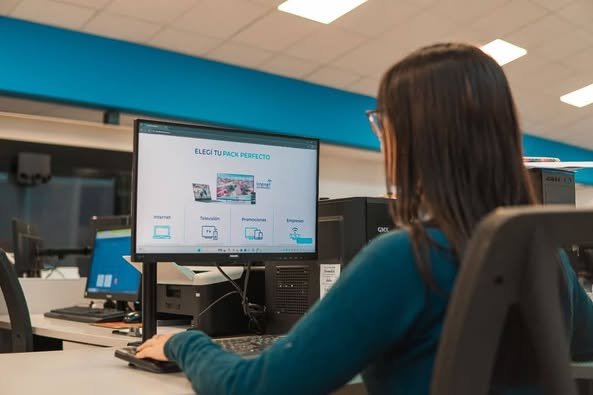 Internet para Todos presentó su renovada página Web 474869135 1194488816010987 2890585100737987568 n