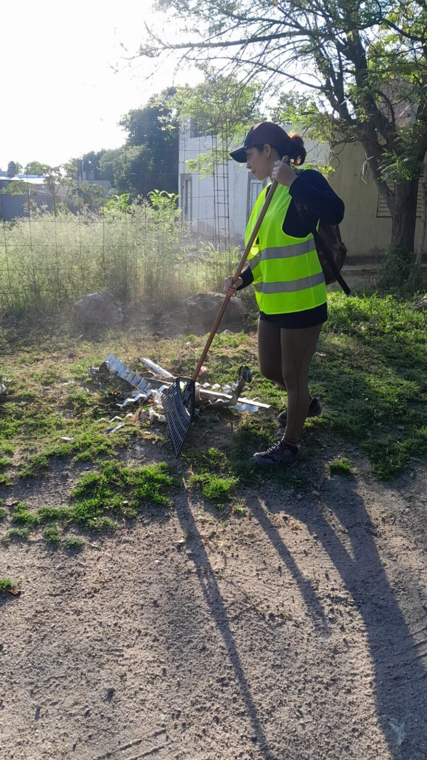 Continúa el trabajo preventivo en el barrio San Andrés en zona Sur de Capital IMG 20250204 WA0151