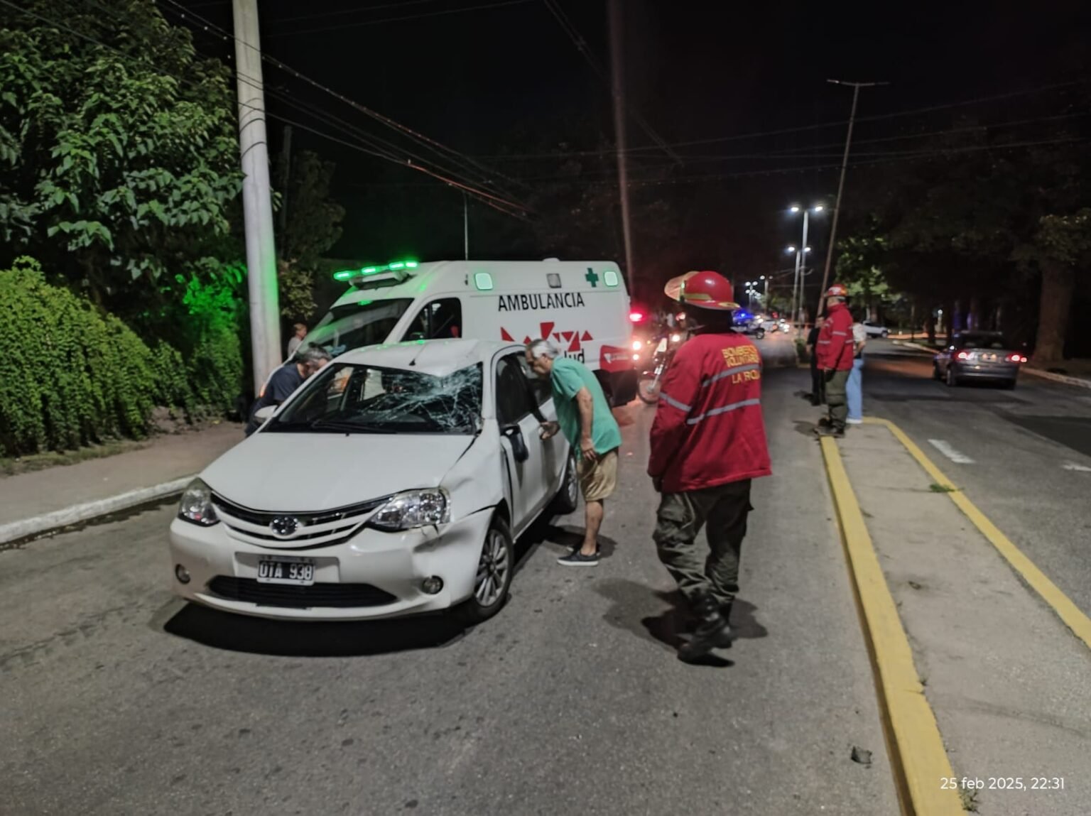 Conductora resultó ilesa tras colisionar con un caballo en avenida San Francisco IMG 20250225 WA0183