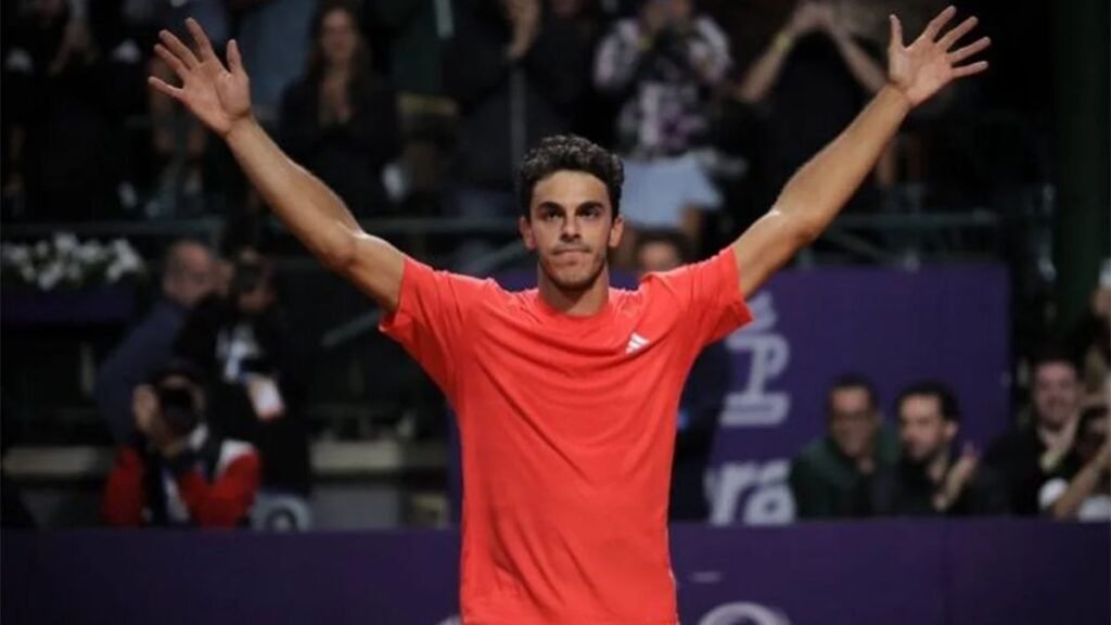 Cerúndolo remontó y avanzó en Indian Wells cerundolo indian wellsjpg